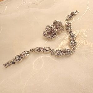 Vintage Avon 1995 Heart Bracelet & Clip Earring Set NIB Pink Rhinestone B24